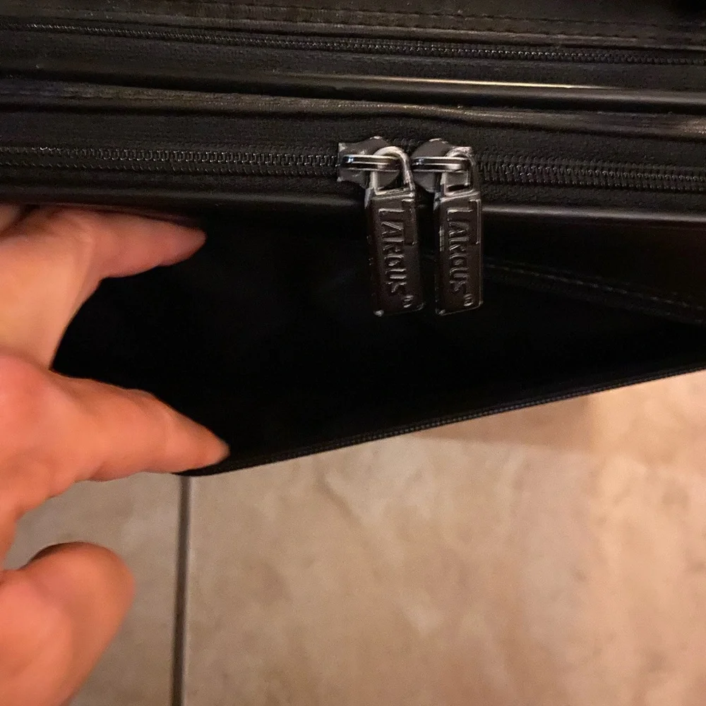 Targus laptop messenger bag